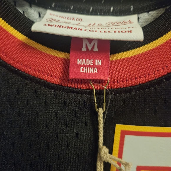 NWT Mitchell & Ness Mutumbo Swingman - Picture 7 of 7